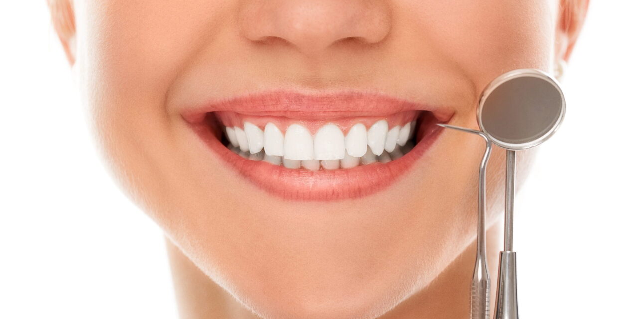 Mastering Dental Veneers: Techniques and Procedures